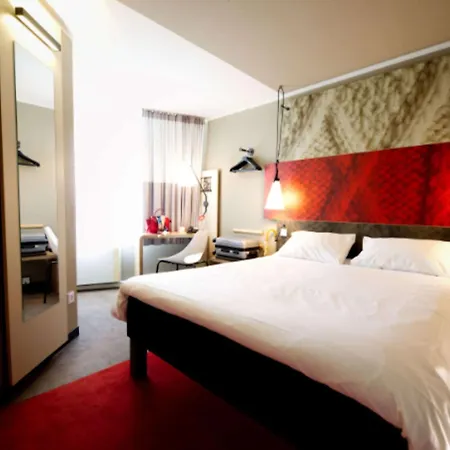 Ibis Centrum 2*