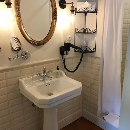 فندق Alte Schreinerei Boutique كولونيا