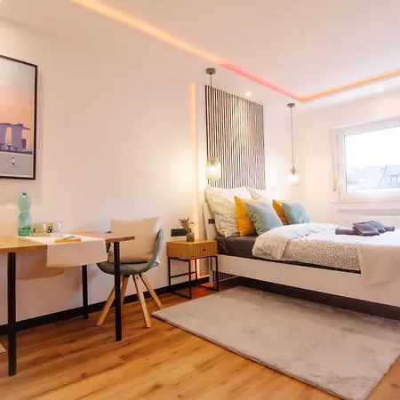 Guest house Shiny Singapore - - Doppelzimmer Mit Gemeinschaftsbad *