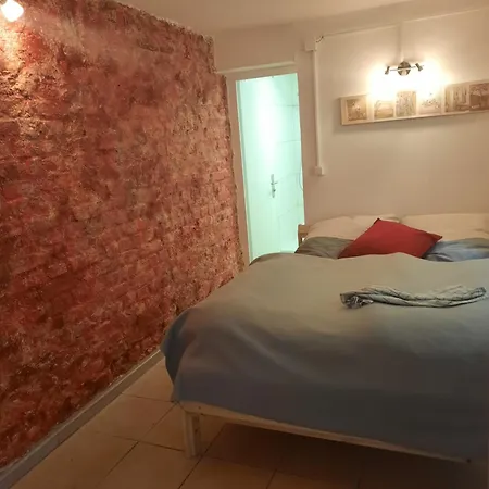 Gemuetliches Studio-apartment Fuer 2 Personen In Toplage