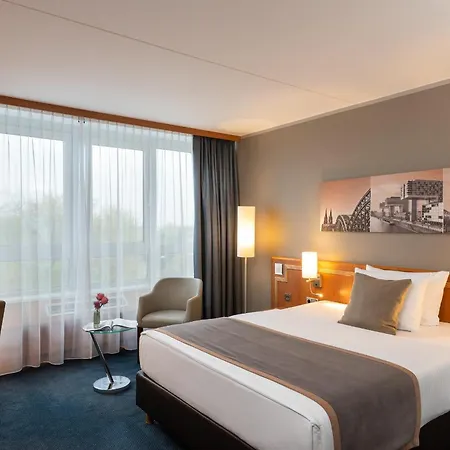 Leonardo Bonn Airport 4*
