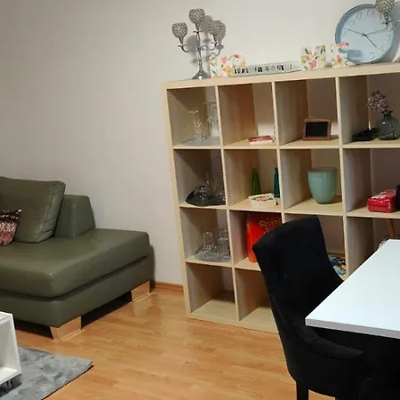Apartament Mo Home24
