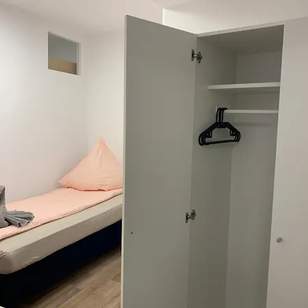 Hostel Private In Popular Neighborhood Cologne