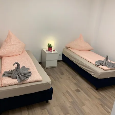 Private In Popular Neighborhood Hostel Cologne