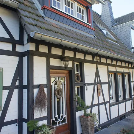 فندق Alte Schreinerei Boutique 2*