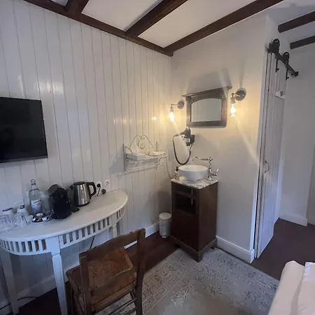Alte Schreinerei Boutique 2*