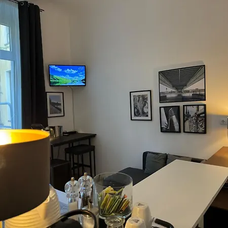 Urban-studios-cologne I Apartment