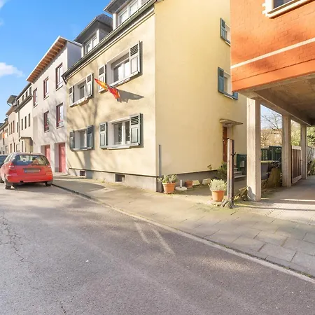 Modernes Am Rhein In Ruhiger Lage Apartment