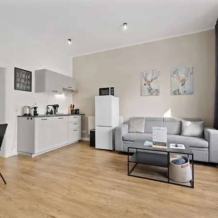Privates City-apartement Nah Der Messe Und Lanxessarena Апартаменты *