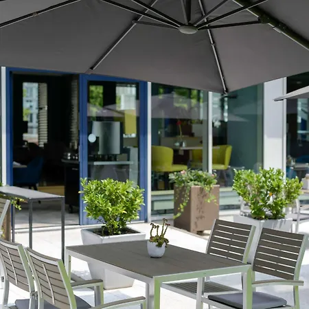 Novotel Hotel