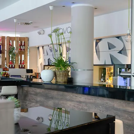 Novotel Hotel 4*