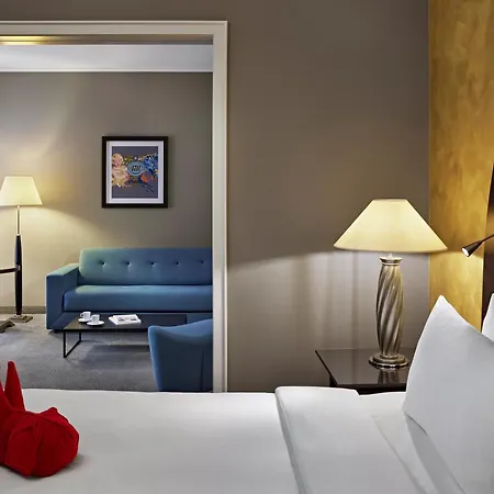 Lindner Plaza Hotel 4*