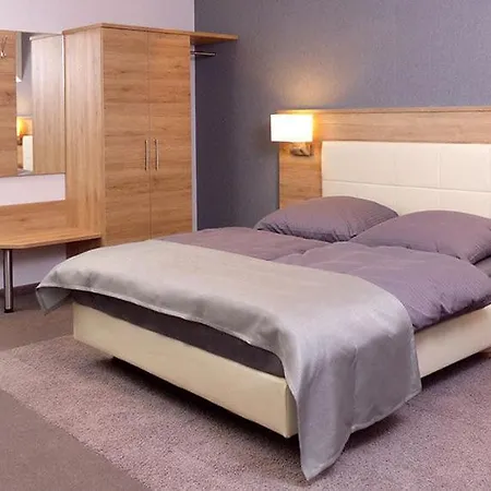 Cityperle - Ruhiges Komfort Apartment Naehe Dom - アパート *
