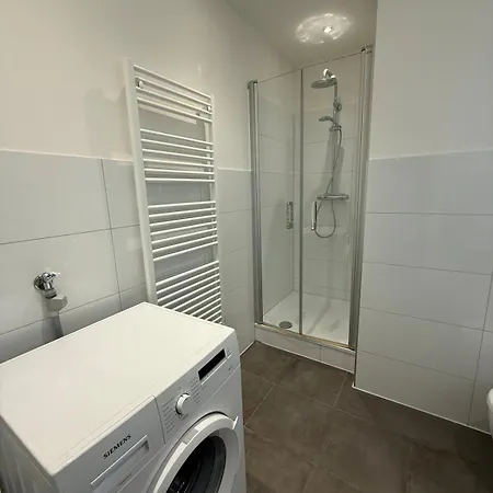 Deluxe Apartment With 2 Rooms L-Peony * ケルン