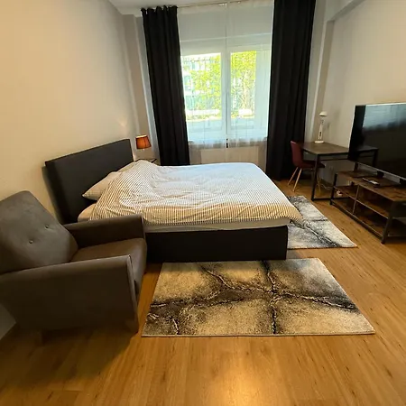 Deluxe Apartment With 2 Rooms L-Peony ケルン