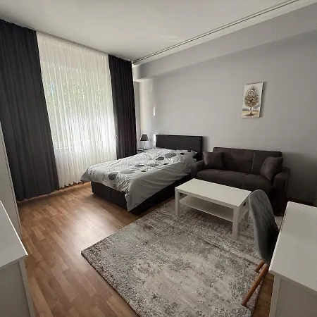 1 In Location-primrose Apartment Cologne