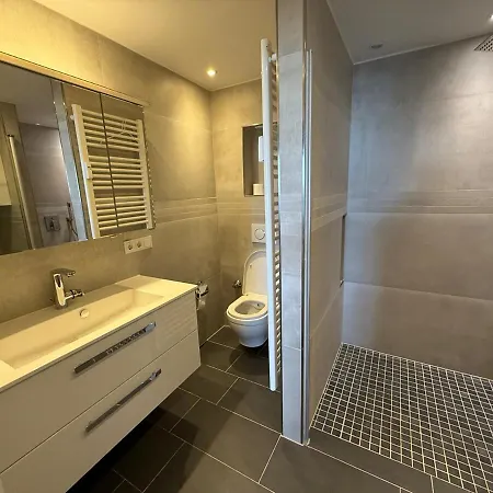 Zum Loeschen 5 * Cologne