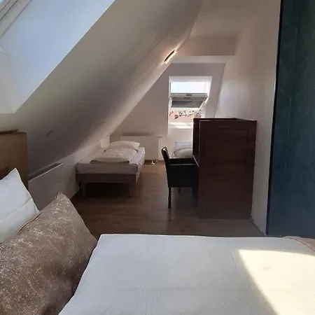 Sophia Hotel Kolonia