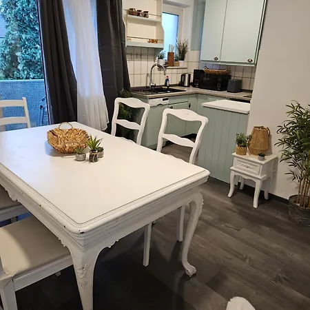 Large - Modern & Fully Equipped - Near Fair 公寓 *