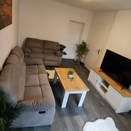 公寓 Large - Modern & Fully Equipped - Near Fair *