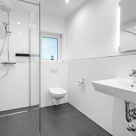 Apartamento Exklusive - Zentral In Der Koelner Suedstadt - Kostenloser Privatparkplatz - Perfekt Fuer Bis Zu 6 Gaeste - Smart *
