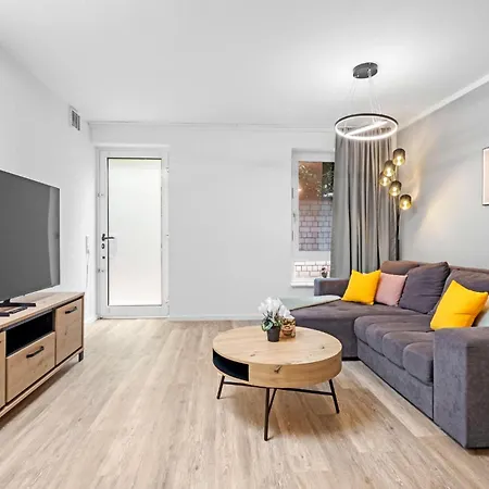Apartamento Exklusive - Zentral In Der Koelner Suedstadt - Kostenloser Privatparkplatz - Perfekt Fuer Bis Zu 6 Gaeste - Smart *