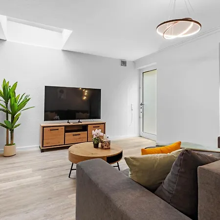 Exklusive - Zentral In Der Koelner Suedstadt - Kostenloser Privatparkplatz - Perfekt Fuer Bis Zu 6 Gaeste - Smart Apartamento *