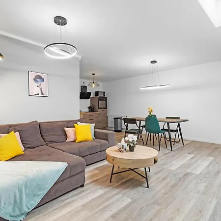 Exklusive - Zentral In Der Koelner Suedstadt - Kostenloser Privatparkplatz - Perfekt Fuer Bis Zu 6 Gaeste - Smart Apartamento Colonia