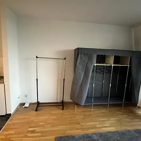 Small Cozy In Апартаменты Кёльн