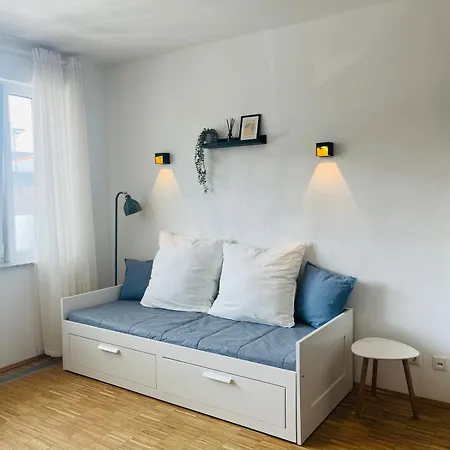 Cozy Modern In Suelz Appartement Keulen