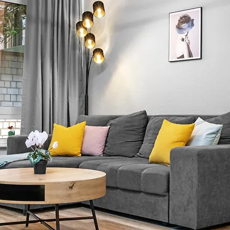Exklusive - Zentral In Der Koelner Suedstadt - Kostenloser Privatparkplatz - Perfekt Fuer Bis Zu 6 Gaeste - Smart Apartamento