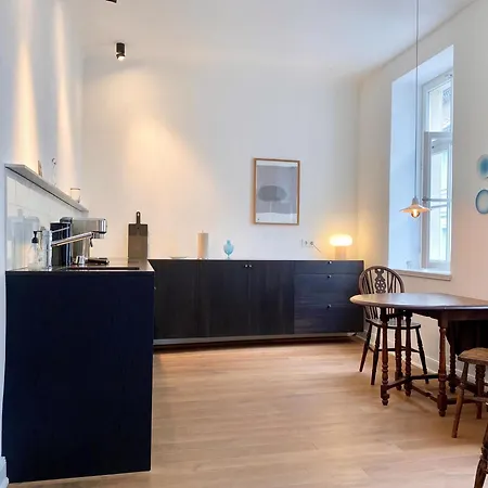 Zehuus Beletage Appartement Cologne