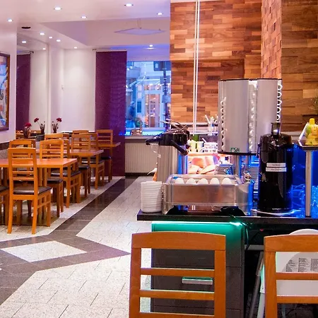 多姆布瑞斯拉尔酒店 酒店
