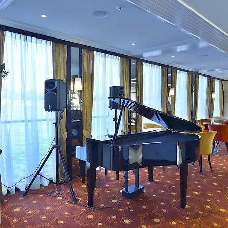 Faircruise Business Hotelship Кёльн