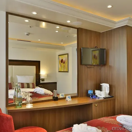 Отель Faircruise Business Hotelship
