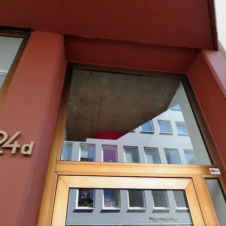 Townhouse Downtown Suites & Apartament