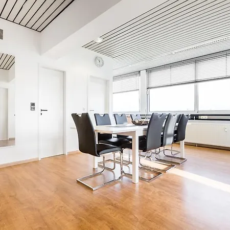 Work And Marsdorf Apartment