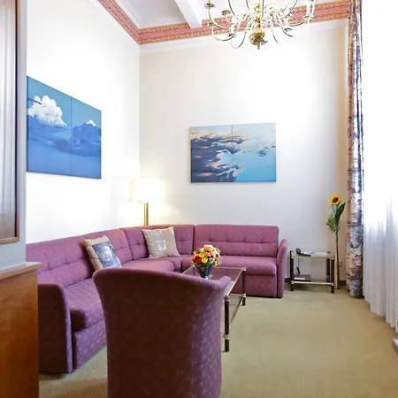 Viktoria Hotel