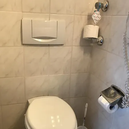 La Isla Hotel Cologne