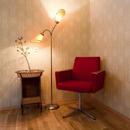 Hostel Wohngemeinschaft Κολωνία