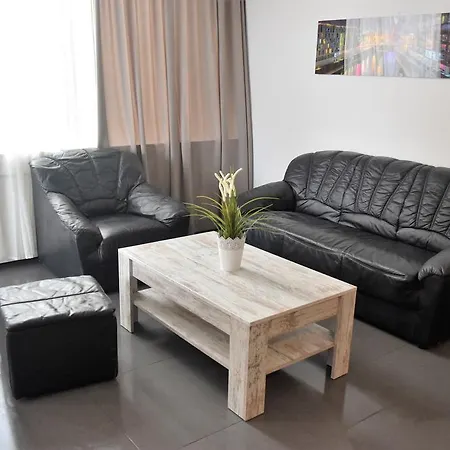 Work And Marsdorf Apartment Cologne