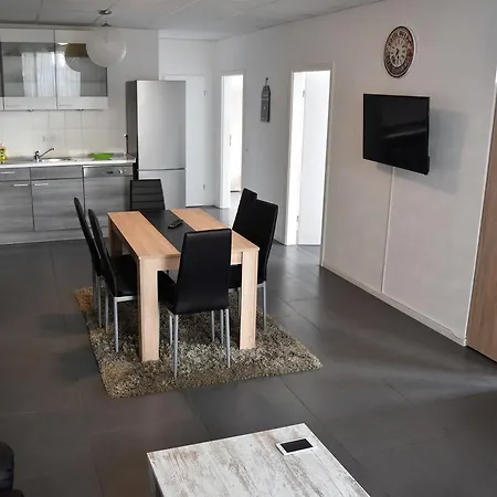 Apartment Work And Marsdorf *