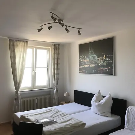 City Apartment *