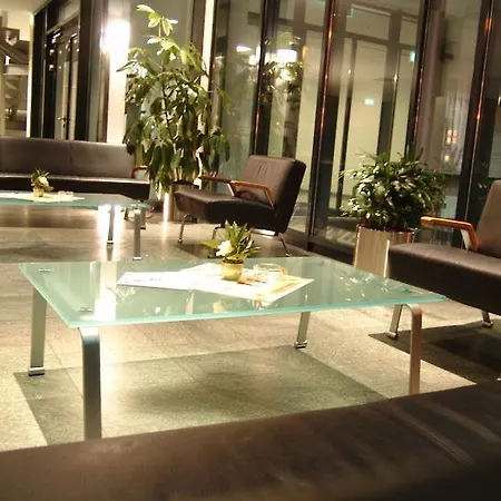 Western Hotel 4*