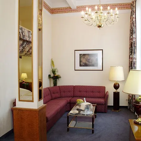 Viktoria Hotel