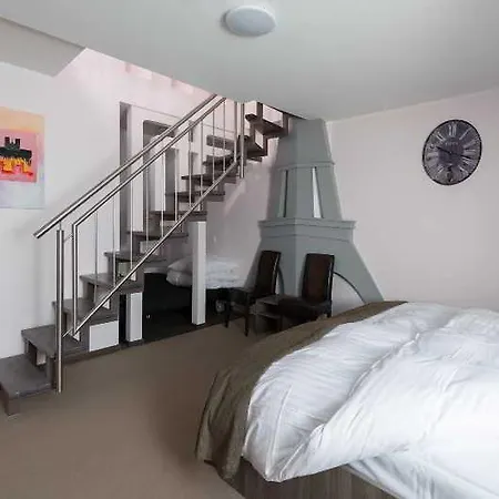 Hotel Buergerhof 3*