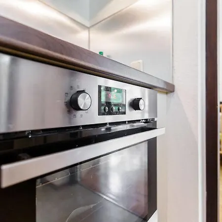 Mewo - In Der Messestadt Appartement Keulen