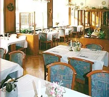 Fuerstenberger Hof Hotel 3*