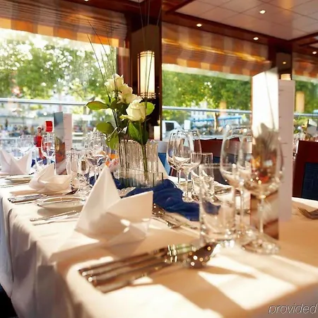 Отель Faircruise Business Hotelship Кёльн