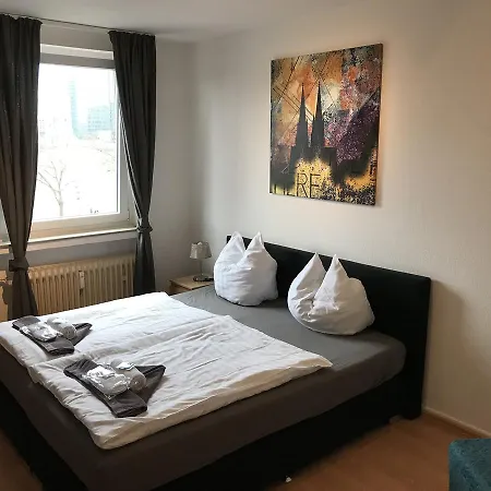 City Apartment Apartment *